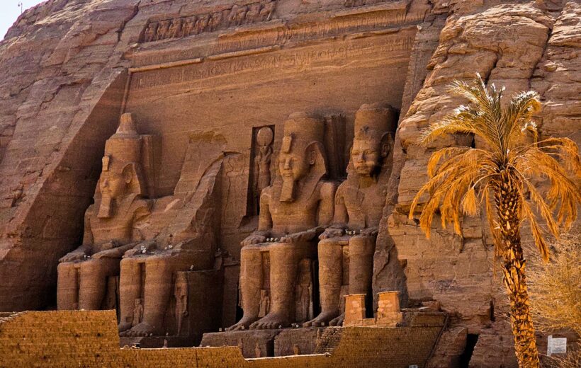 ABU SIMBEL POR CARRETERA