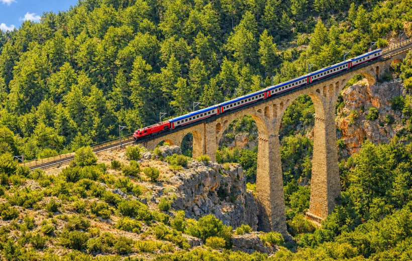 ESTAMBUL Y CAPADOCIA EN TREN